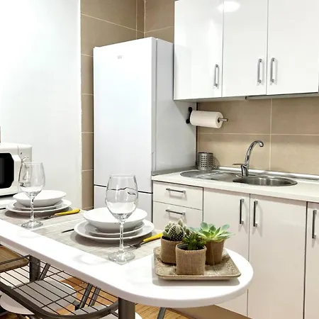 2 Min Dalla Loft Terrazza Casa Gialla Apartamento *