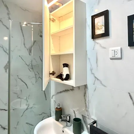 2 Min Dalla Loft Terrazza Casa Gialla Apartamento