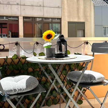 2 Min Dalla Loft Terrazza Casa Gialla 大加那利岛拉斯帕尔马斯