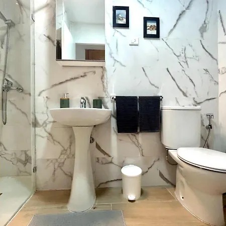 2 Min Dalla Loft Terrazza Casa Gialla Apartamento