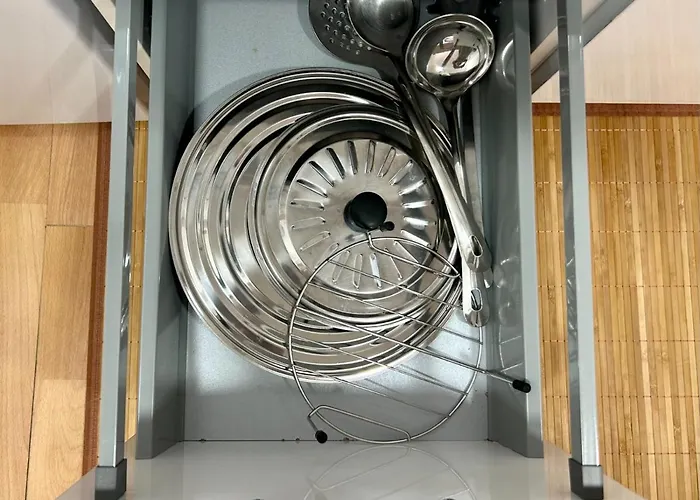 2 Min Dalla Loft Terrazza Casa Gialla דירה