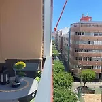 2 Min Dalla Loft Terrazza Casa Gialla * Las Palmas de Gran Canaria