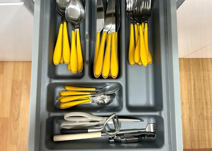 2 Min Dalla Loft Terrazza Casa Gialla 아파트